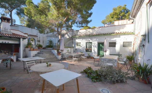 Foto 2 de Casa en venda a Rocafort de 8 habitacions amb terrassa i piscina