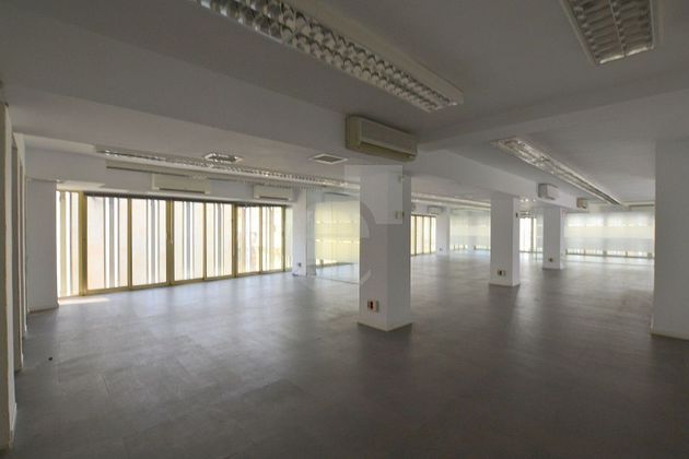 Foto 2 de Alquiler de oficina en Sant Francesc con garaje y aire acondicionado