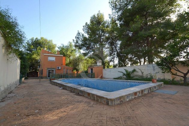 Foto 1 de Venta de chalet en Montesol de 5 habitaciones con piscina y aire acondicionado