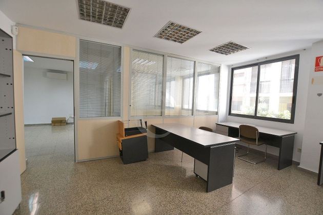 Foto 1 de Venta de oficina en El Carme con aire acondicionado