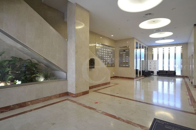 Foto 2 de Alquiler de oficina en Campanar con terraza y aire acondicionado