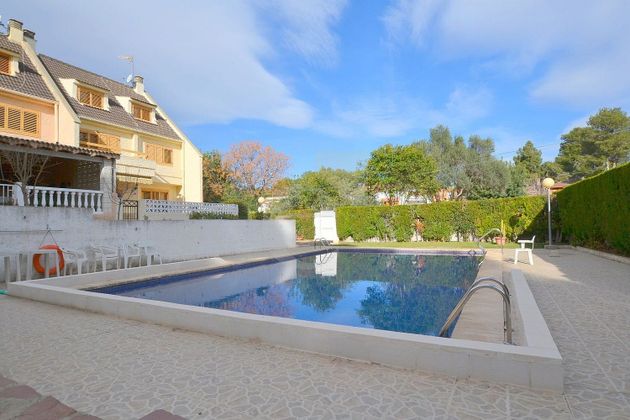 Foto 1 de Casa en venda a La Cañada de 5 habitacions amb terrassa i piscina