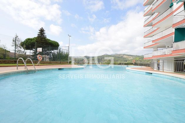 Foto 1 de Pis en venda a Arenys de Munt de 3 habitacions amb terrassa i piscina