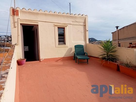 Foto 2 de Venta de chalet en Vilassar de Dalt de 4 habitaciones con terraza y jardín