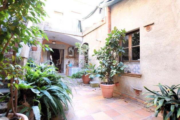 Foto 1 de Chalet en venta en Centre - Mataró de 7 habitaciones con terraza y jardín