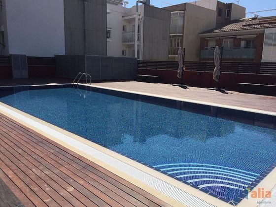 Foto 1 de Pis en venda a Calella de 3 habitacions amb terrassa i piscina