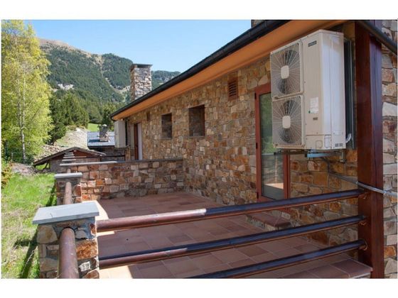 Foto 2 de Casa en venta en Canillo de 3 habitaciones con terraza y garaje