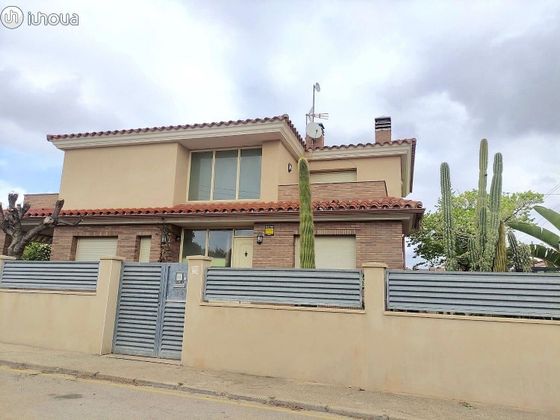 Foto 2 de Xalet en venda a calle Club Montroig de 5 habitacions amb terrassa i garatge