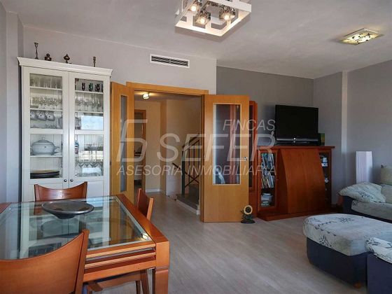 Foto 1 de Casa adossada en venda a Cariñena - Carinyena de 4 habitacions amb terrassa i aire acondicionat