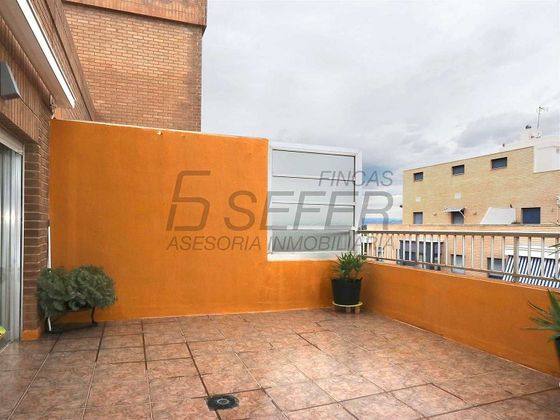 Foto 2 de Àtic en venda a Zona Piscinas de 2 habitacions amb terrassa