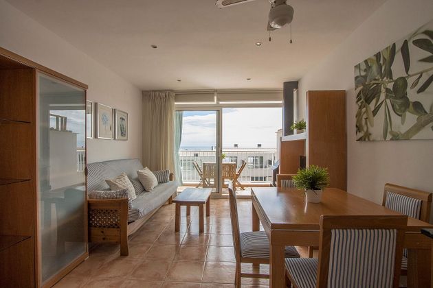Foto 1 de Piso en venta en Roques Daurades-L'Estany de 2 habitaciones con terraza y garaje