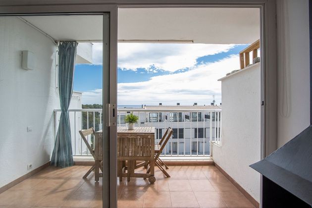 Foto 2 de Piso en venta en Roques Daurades-L'Estany de 2 habitaciones con terraza y garaje