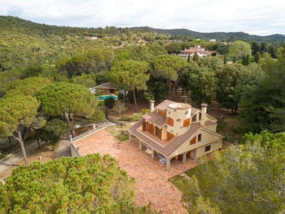 Foto 1 de Casa rural en venda a Sant Feliu de Buixalleu de 9 habitacions amb terrassa i piscina