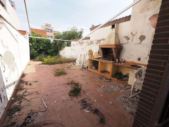 Foto 2 de Casa en venda a Sant Pere Nord de 5 habitacions amb garatge i balcó