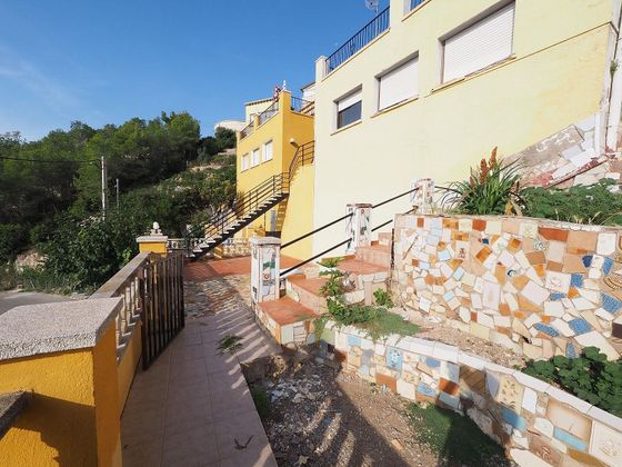 Foto 2 de Chalet en venta en Castellet i la Gornal de 3 habitaciones con terraza y garaje