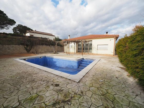 Foto 1 de Venta de chalet en Niàgara Parc - Ágora Parc - Roca Rossa de 3 habitaciones con piscina y garaje