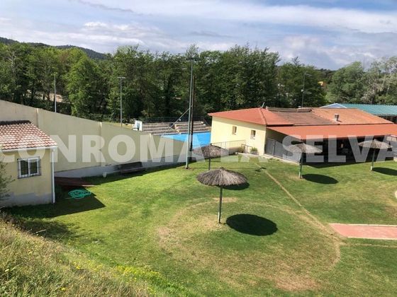 Foto 2 de Chalet en venta en Montbarbat de 3 habitaciones con terraza y piscina