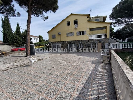 Foto 1 de Xalet en venda a Niàgara Parc - Ágora Parc - Roca Rossa de 5 habitacions amb terrassa i piscina