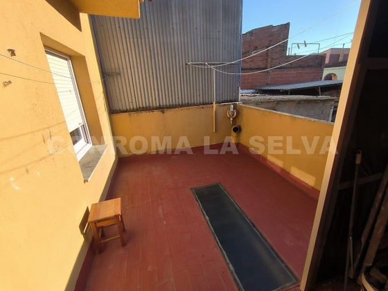 Foto 2 de Venta de casa adosada en Tordera de 4 habitaciones con terraza y garaje