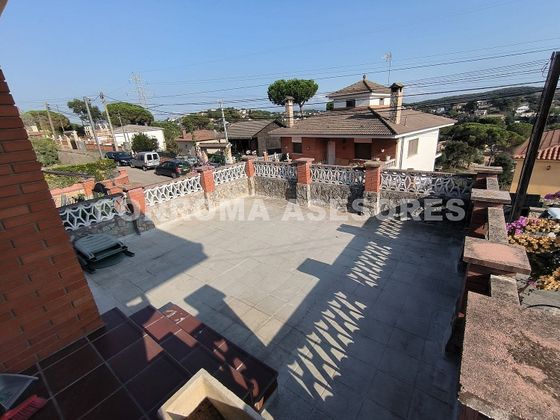 Foto 1 de Venta de chalet en Residencial Park de 5 habitaciones con terraza y piscina