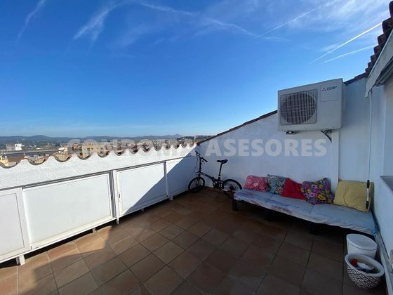 Foto 1 de Venta de ático en Tordera de 3 habitaciones con terraza y aire acondicionado