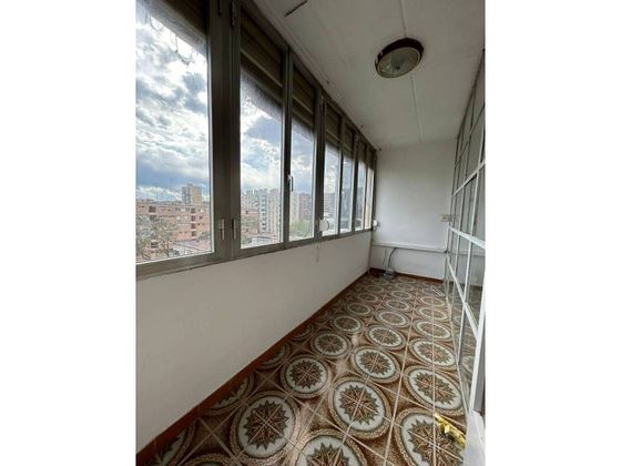 Foto 1 de Pis en venda a El Besós i el Maresme de 2 habitacions amb balcó i aire acondicionat
