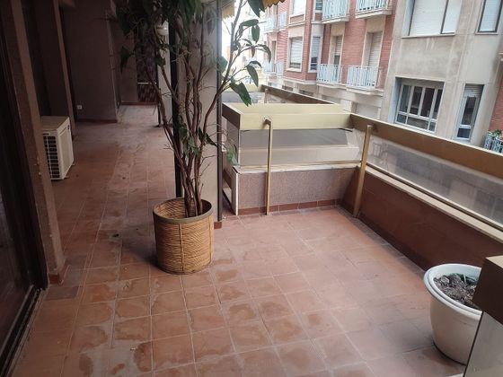 Foto 2 de Pis en venda a Centre - Tortosa de 4 habitacions amb terrassa i garatge