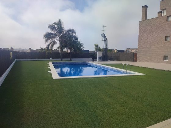 Foto 2 de Casa en venda a Berà Mar - El Francaset de 3 habitacions amb piscina i garatge