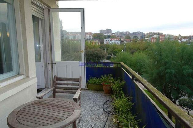 Foto 1 de Venta de piso en Las Arenas Centro de 5 habitaciones con terraza y garaje