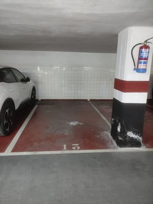Foto 2 de Venta de garaje en Las Arenas Centro de 12 m²