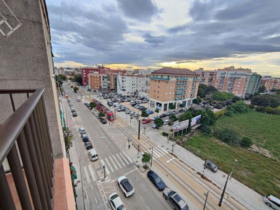 Foto 2 de Pis en venda a Els Orriols de 3 habitacions amb balcó i ascensor