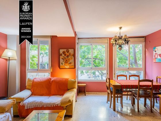 Foto 1 de Dúplex en venda a Montolivet de 4 habitacions amb terrassa i balcó
