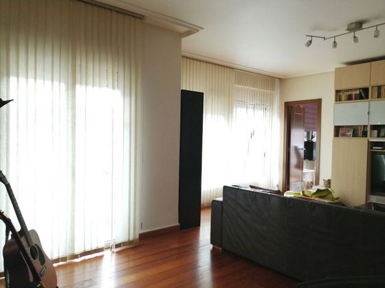 Foto 2 de Piso en venta en Centro - Torrelavega de 3 habitaciones con terraza y garaje