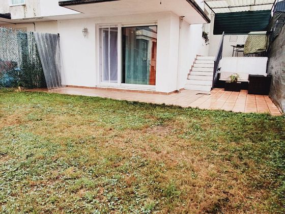 Foto 1 de Dúplex en venda a Oruña de 2 habitacions amb terrassa i garatge