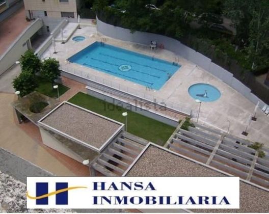 Foto 1 de Ático en venta en calle De Roberto Domingo de 3 habitaciones con terraza y piscina