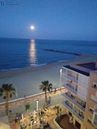 Foto 1 de Pis en venda a Campello Playa de 4 habitacions amb terrassa i ascensor