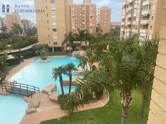Foto 2 de Pis en venda a Playa de San Juan de 2 habitacions amb terrassa i piscina