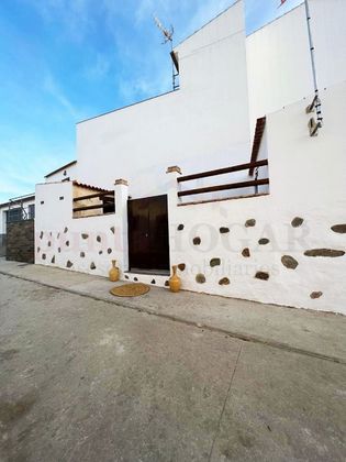 Foto 2 de Casa en alquiler en Puebla de Guzmán de 2 habitaciones con terraza y piscina