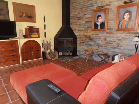 Foto 2 de Xalet en venda a V Centenario-Piletas-Capuchinos de 10 habitacions amb terrassa i garatge