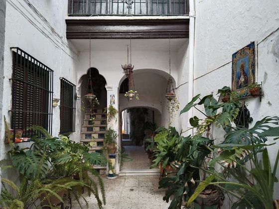 Foto 1 de Venta de chalet en Centro - Jerez de la Frontera de 14 habitaciones con terraza y balcón