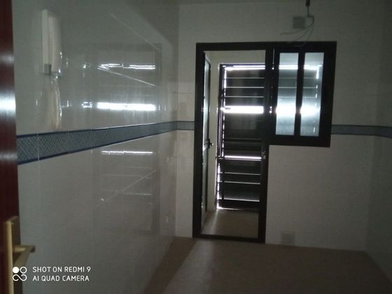 Foto 2 de Piso en venta en Medina-Sidonia de 3 habitaciones con ascensor