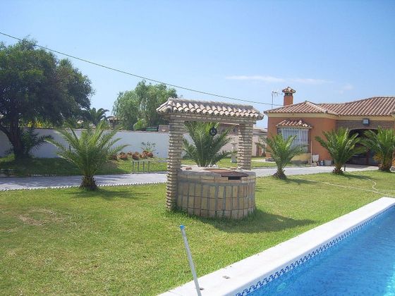Foto 2 de Xalet en venda a Las Lagunas - Campano de 3 habitacions amb piscina i garatge