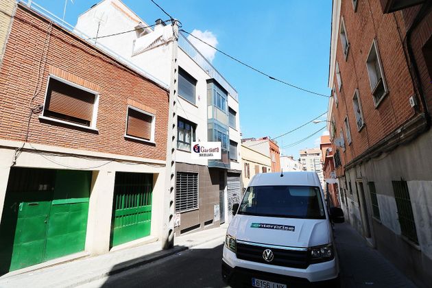Foto 1 de Dúplex en venda a calle Gladiolo de 1 habitació amb terrassa i garatge