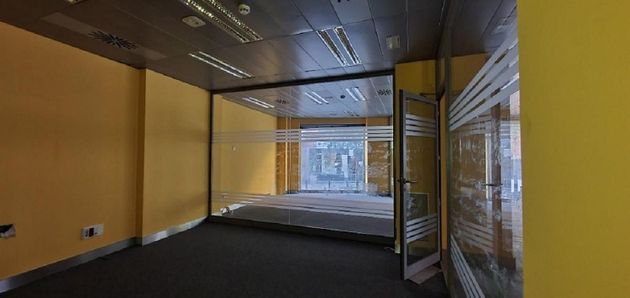 Foto 2 de Venta de oficina en travesía Soria de 200 m²