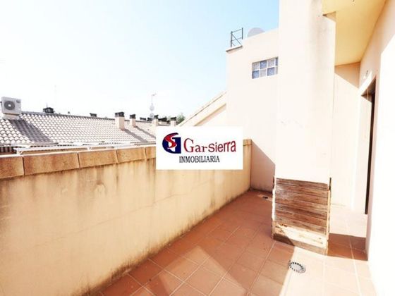 Foto 1 de Dúplex en venda a calle San Vicente de 3 habitacions amb terrassa i balcó