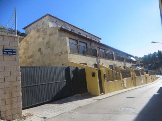 Foto 1 de Casa en venta en calle Tio Miguel de 4 habitaciones con terraza y piscina