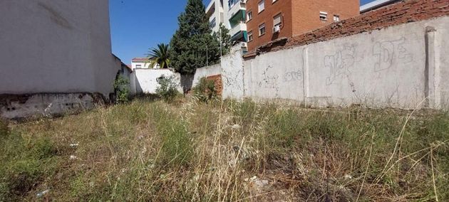Foto 1 de Venta de terreno en calle Lucero de 166 m²