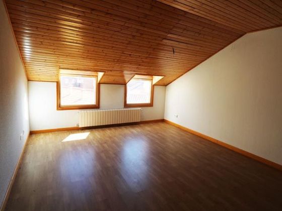 Foto 1 de Àtic en venda a Miraflores de la Sierra de 3 habitacions amb garatge i calefacció
