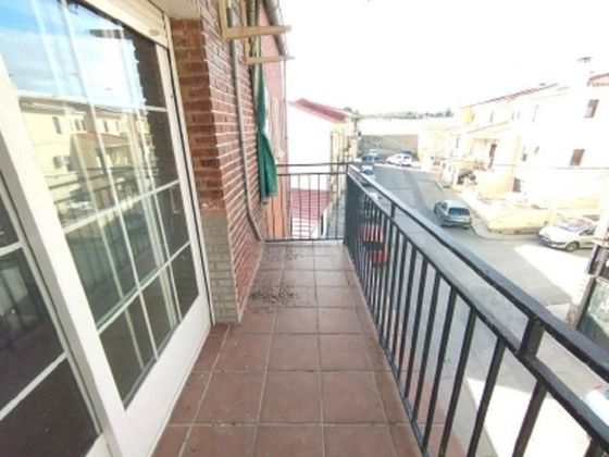 Foto 1 de Piso en venta en calle De la Paz de 3 habitaciones con terraza y calefacción