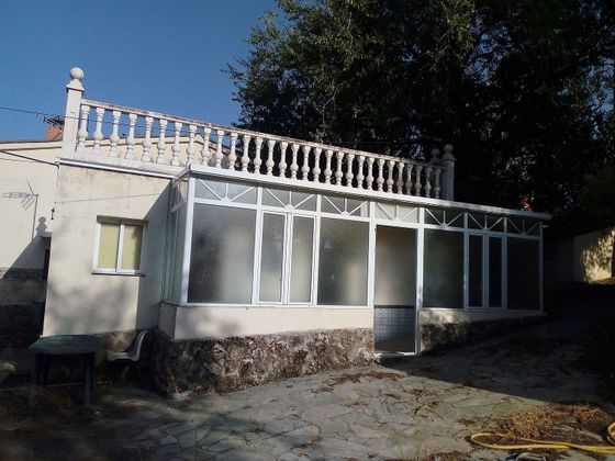 Foto 1 de Venta de chalet en Colmenar de Oreja de 6 habitaciones con terraza y piscina